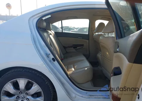 2009 Honda Accord 2.4 Ex-L из США, поврежденный, VIN 1HGCP26889A136872